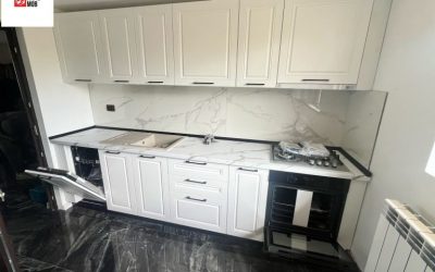Furnir, folie sau vopsea — ce finisaj alegeți pentru mobila la comandă